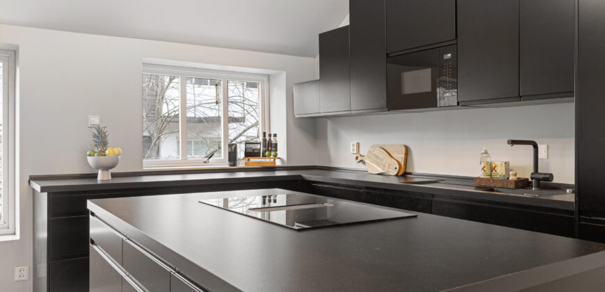 120m² in the heart of the city | King beds | Family friendly