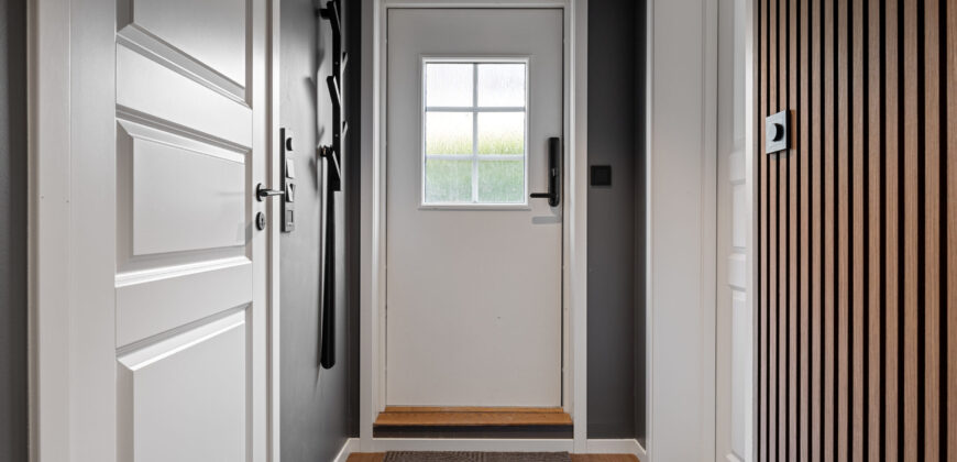 Renovated June 2025 – Kronstad – 2BR