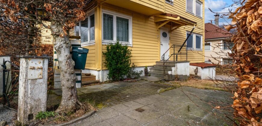 Renovated June 2025 – Kronstad – 2BR